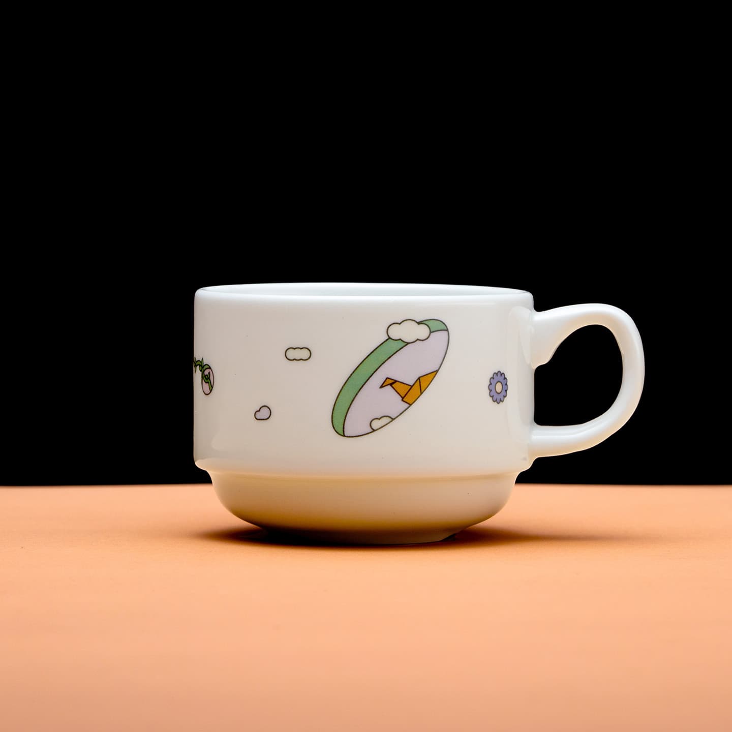 Photo of one of the cups in the 7oz cup set